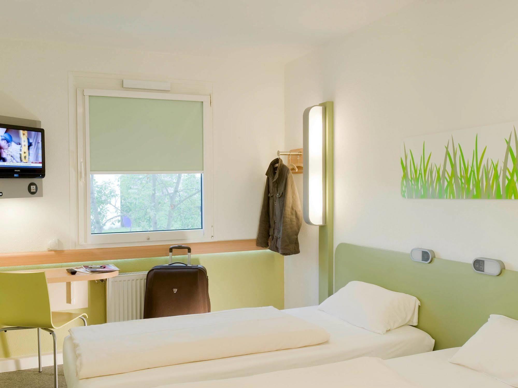 Ibis Budget - Porte De Bagnolet Kültér fotó